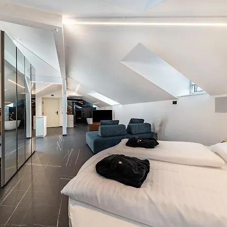 App 304 Palazzo Cavour Apartment Bolzano Exterior photo