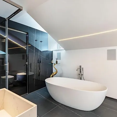 App 304 Palazzo Cavour Apartment Bolzano Exterior photo